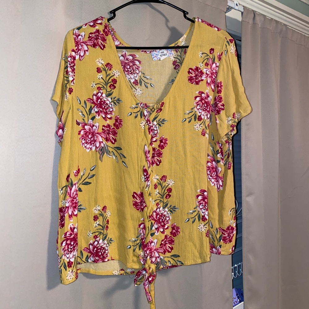 Womens Top